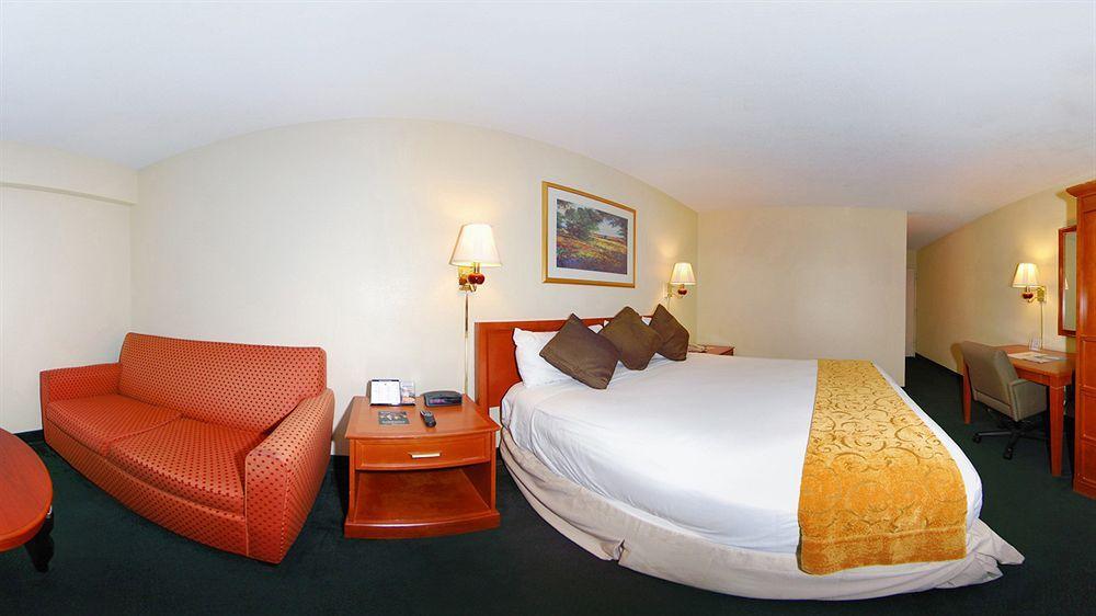 Motel Super 8 By Wyndham Biloxi