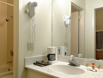 Super 8 By Wyndham Motel Biloxi