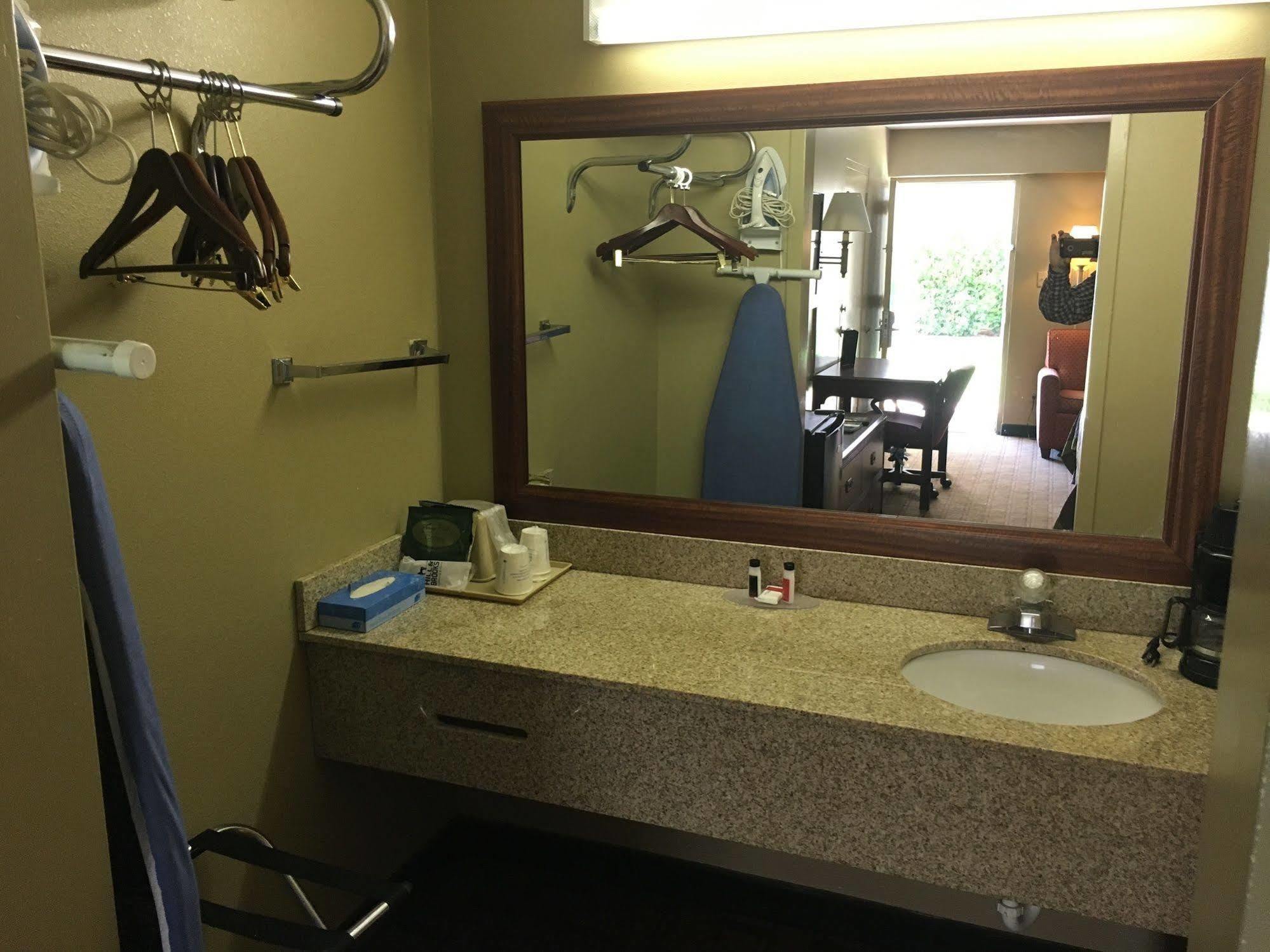 Super 8 By Wyndham 3* Biloxi